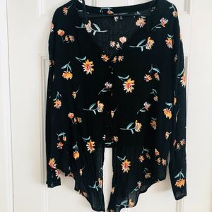 One heart Clothing Top